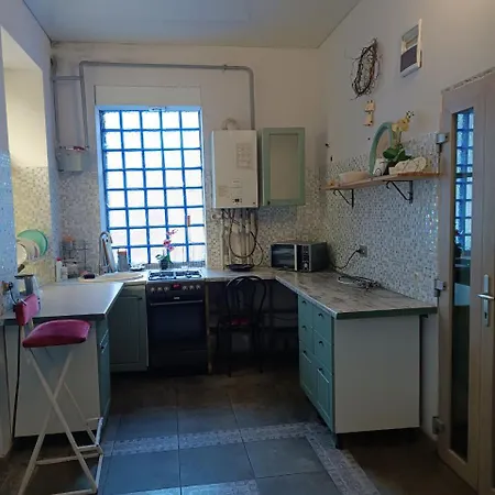 номер в доме у моря с бассейном 3*