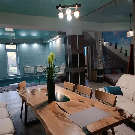 номер в доме у моря с бассейном Guest house Odesa